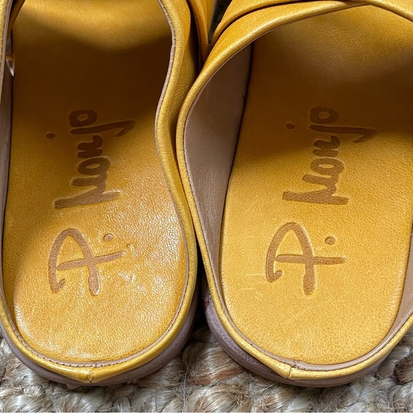 P Monjo Mule Slide Shoe Yellow Leather Slip On Sandals EU 41 - Picture 9 of 11